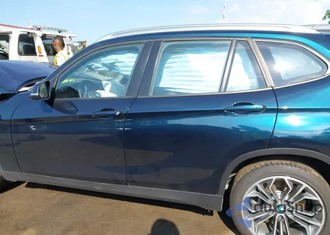 2014 BMW X1 xDrive35I из США, поврежденный, VIN WBAVM5C52EVV92216